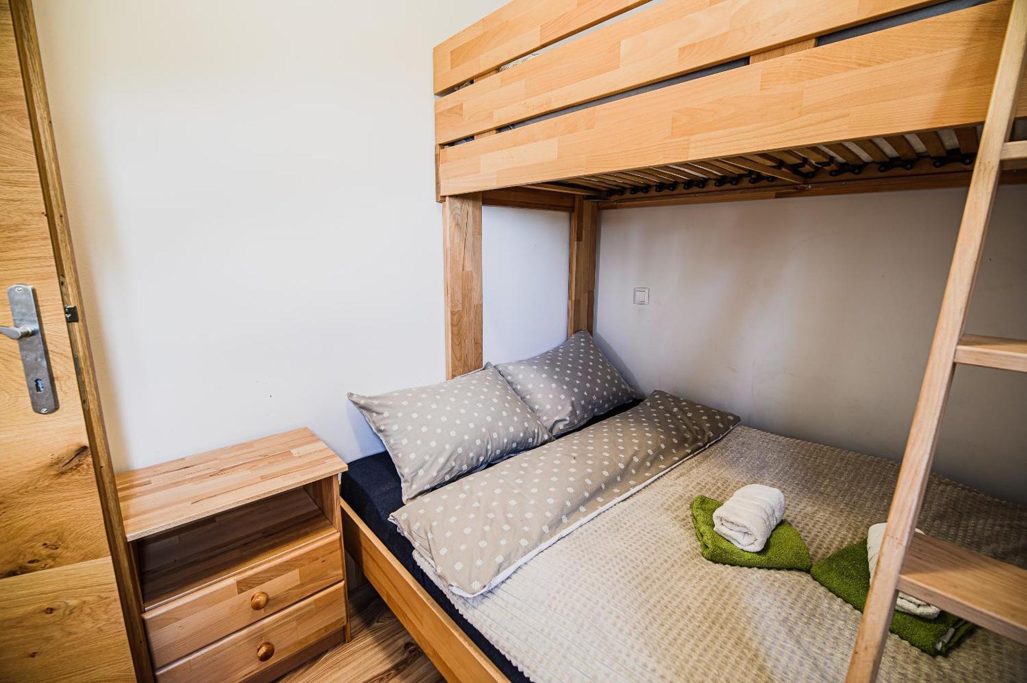 Eko Pony Ranch Ogrizek Apartamento Podčetrtek Quarto foto